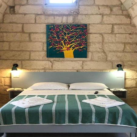 הוילה קרפיניאנו סלינטינו Odegos Monolocali Vico Sant'Antonio מראה חיצוני תמונה