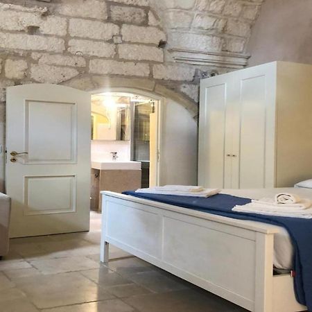 הוילה קרפיניאנו סלינטינו Odegos Monolocali Vico Sant'Antonio מראה חיצוני תמונה