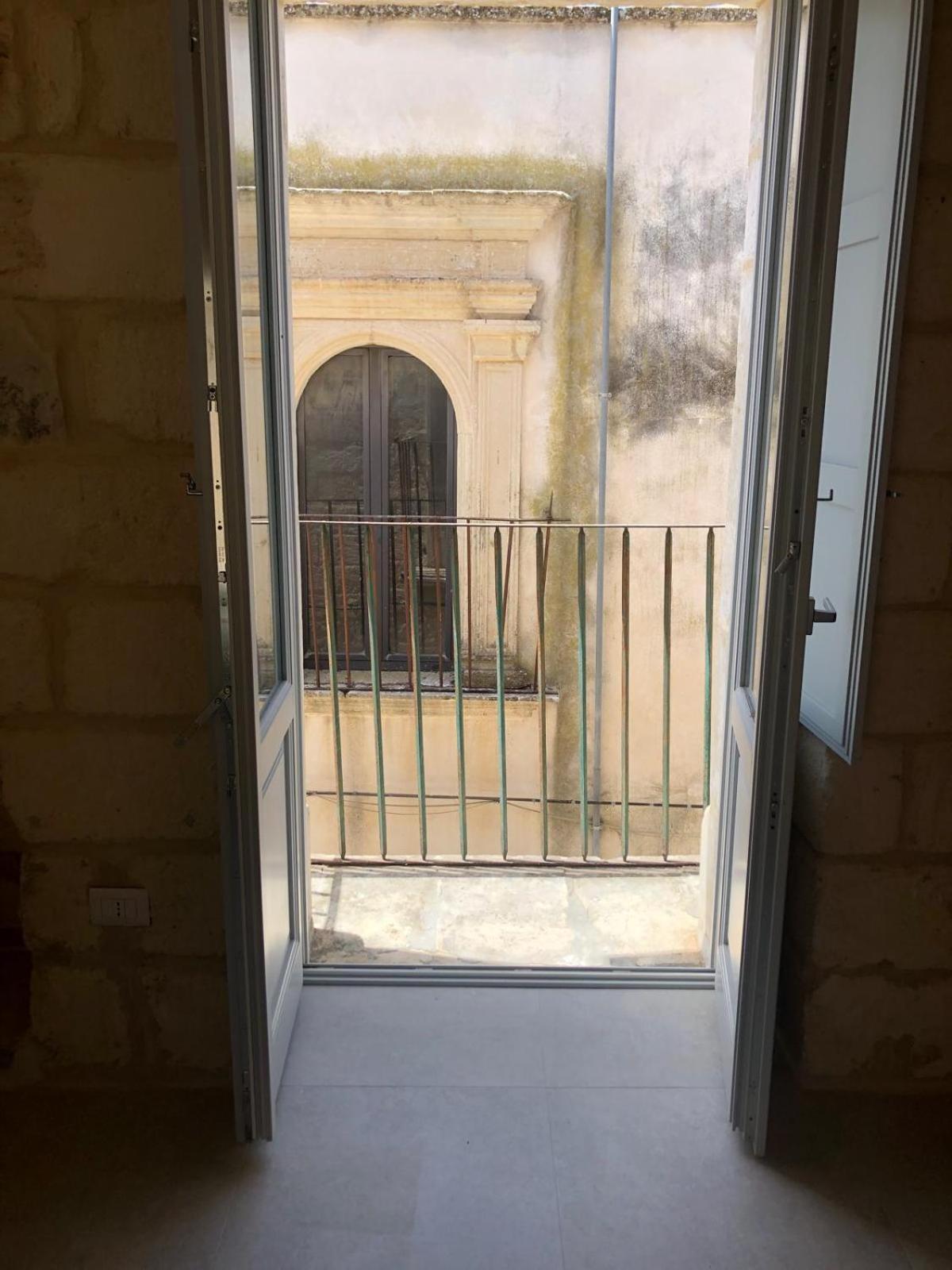 הוילה קרפיניאנו סלינטינו Odegos Monolocali Vico Sant'Antonio מראה חיצוני תמונה