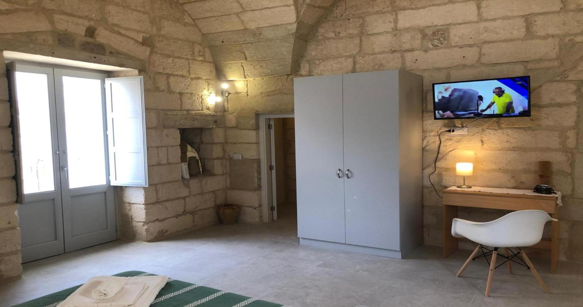 הוילה קרפיניאנו סלינטינו Odegos Monolocali Vico Sant'Antonio מראה חיצוני תמונה