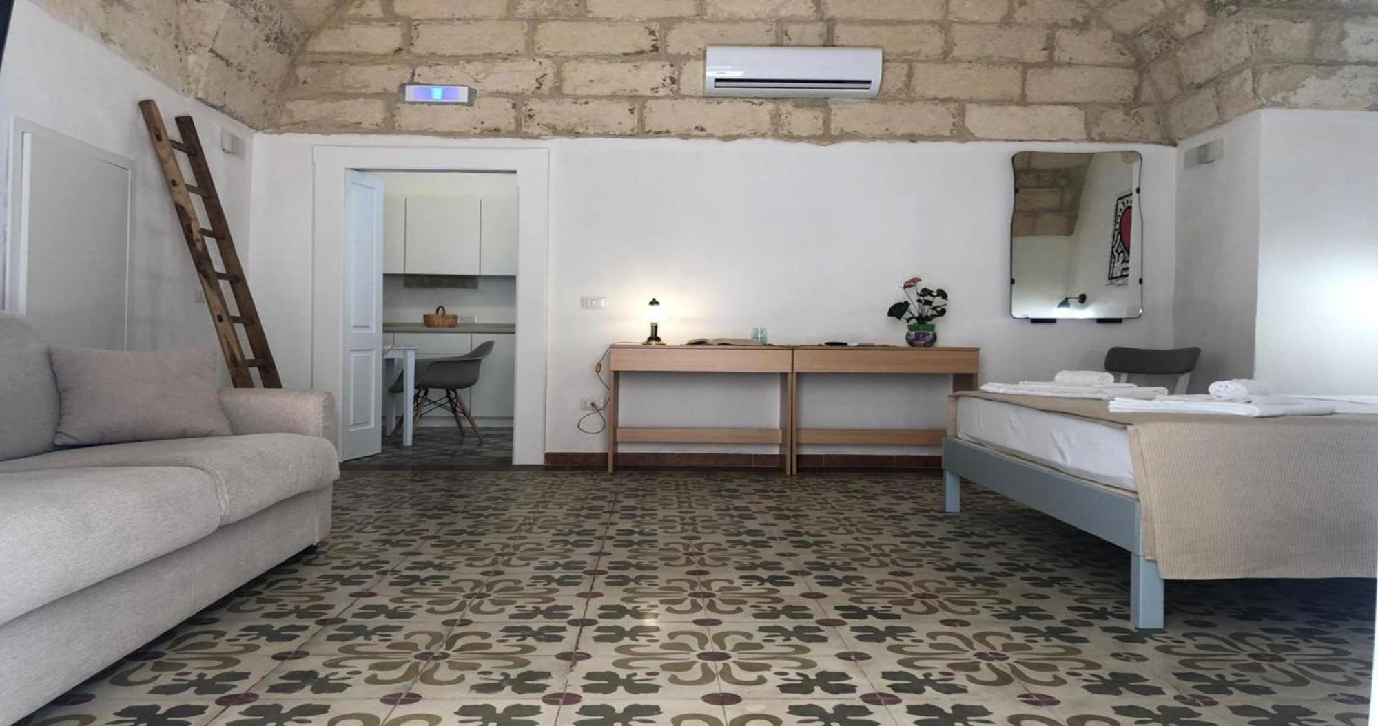 הוילה קרפיניאנו סלינטינו Odegos Monolocali Vico Sant'Antonio מראה חיצוני תמונה