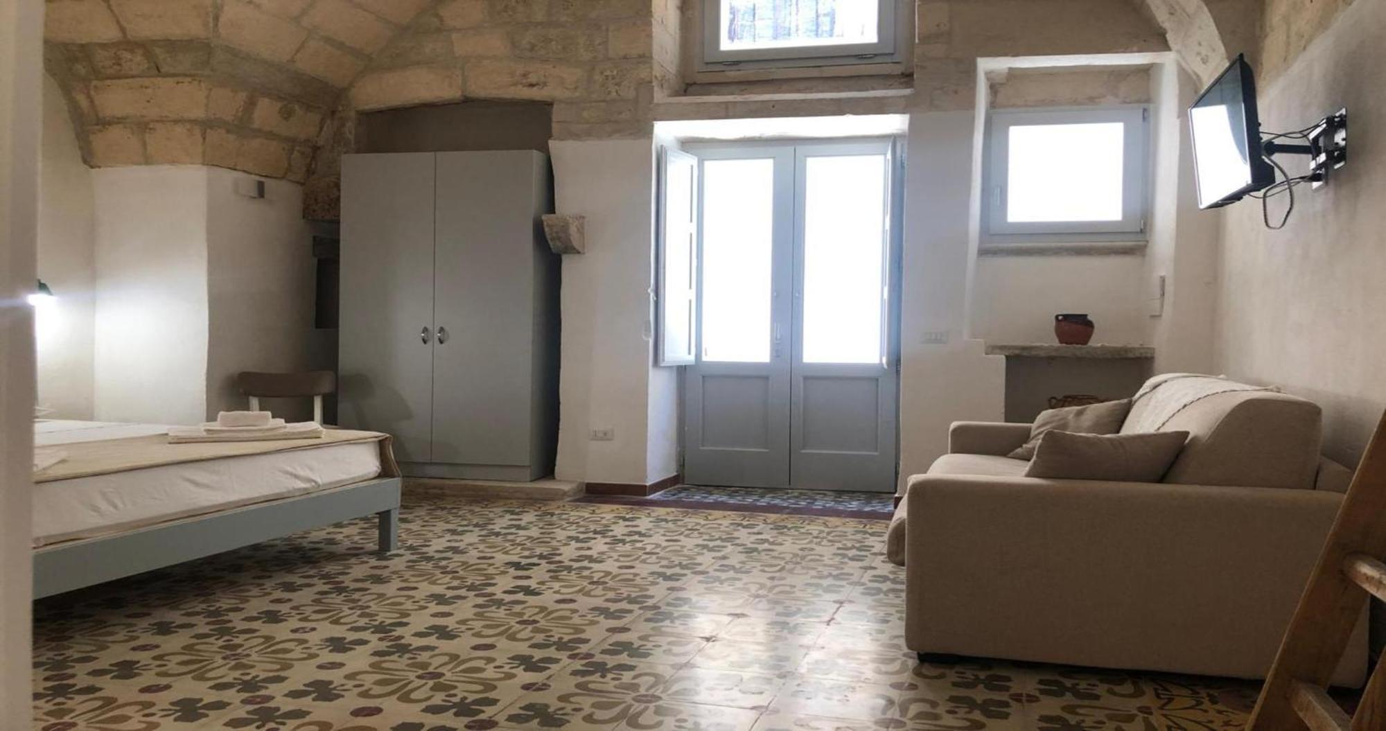 הוילה קרפיניאנו סלינטינו Odegos Monolocali Vico Sant'Antonio מראה חיצוני תמונה