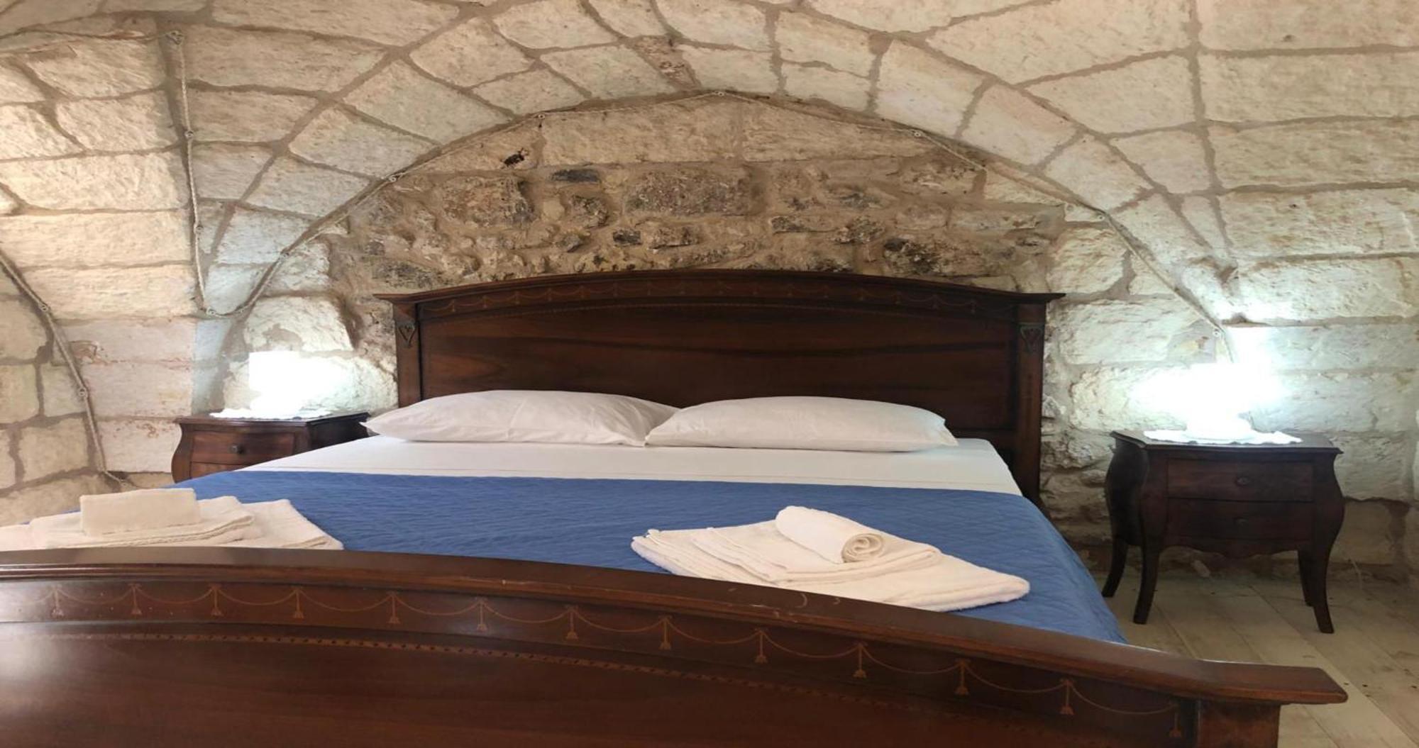 הוילה קרפיניאנו סלינטינו Odegos Monolocali Vico Sant'Antonio מראה חיצוני תמונה