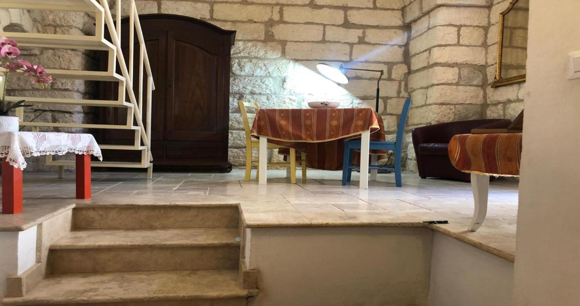 הוילה קרפיניאנו סלינטינו Odegos Monolocali Vico Sant'Antonio מראה חיצוני תמונה