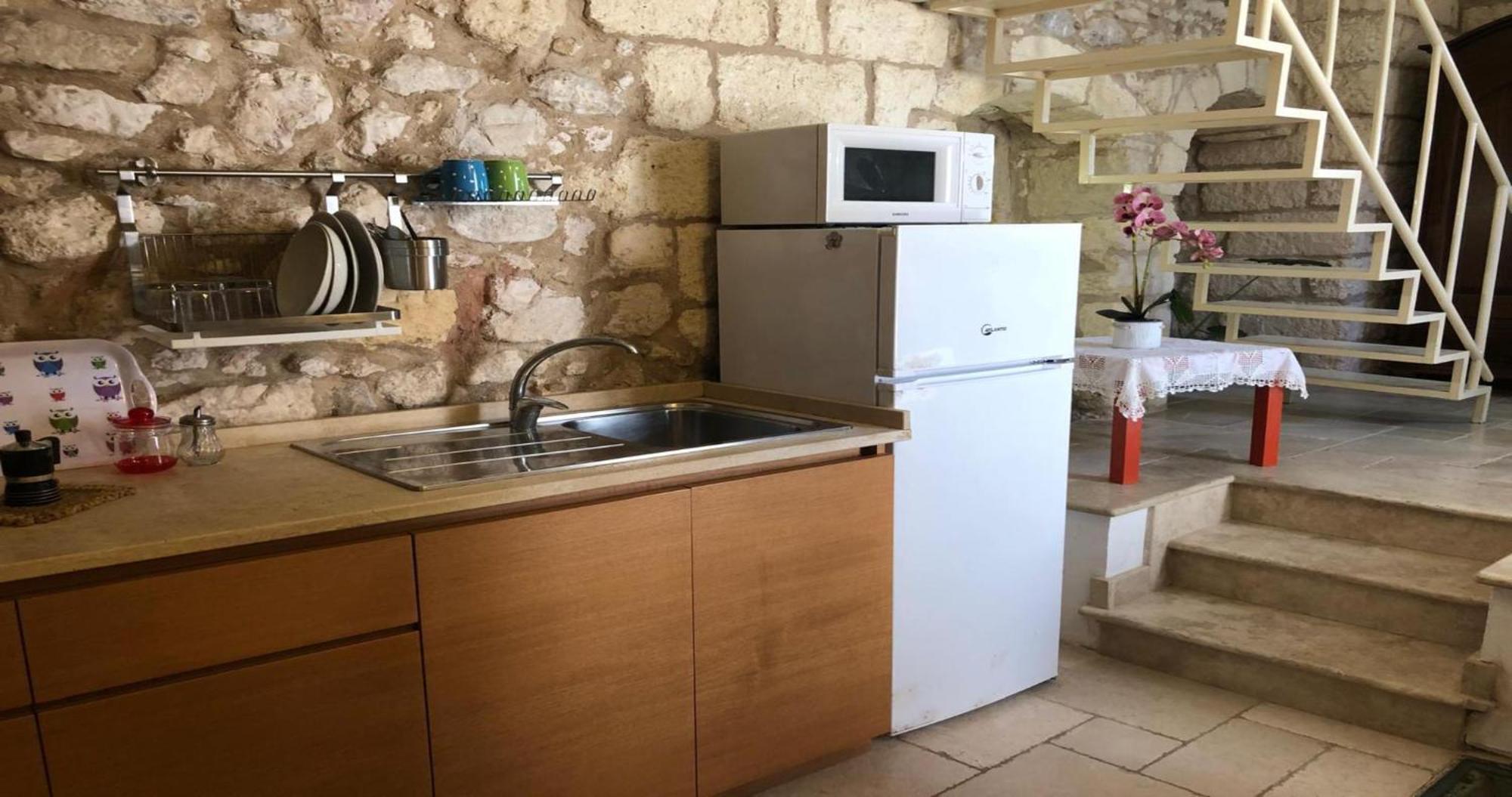 הוילה קרפיניאנו סלינטינו Odegos Monolocali Vico Sant'Antonio מראה חיצוני תמונה