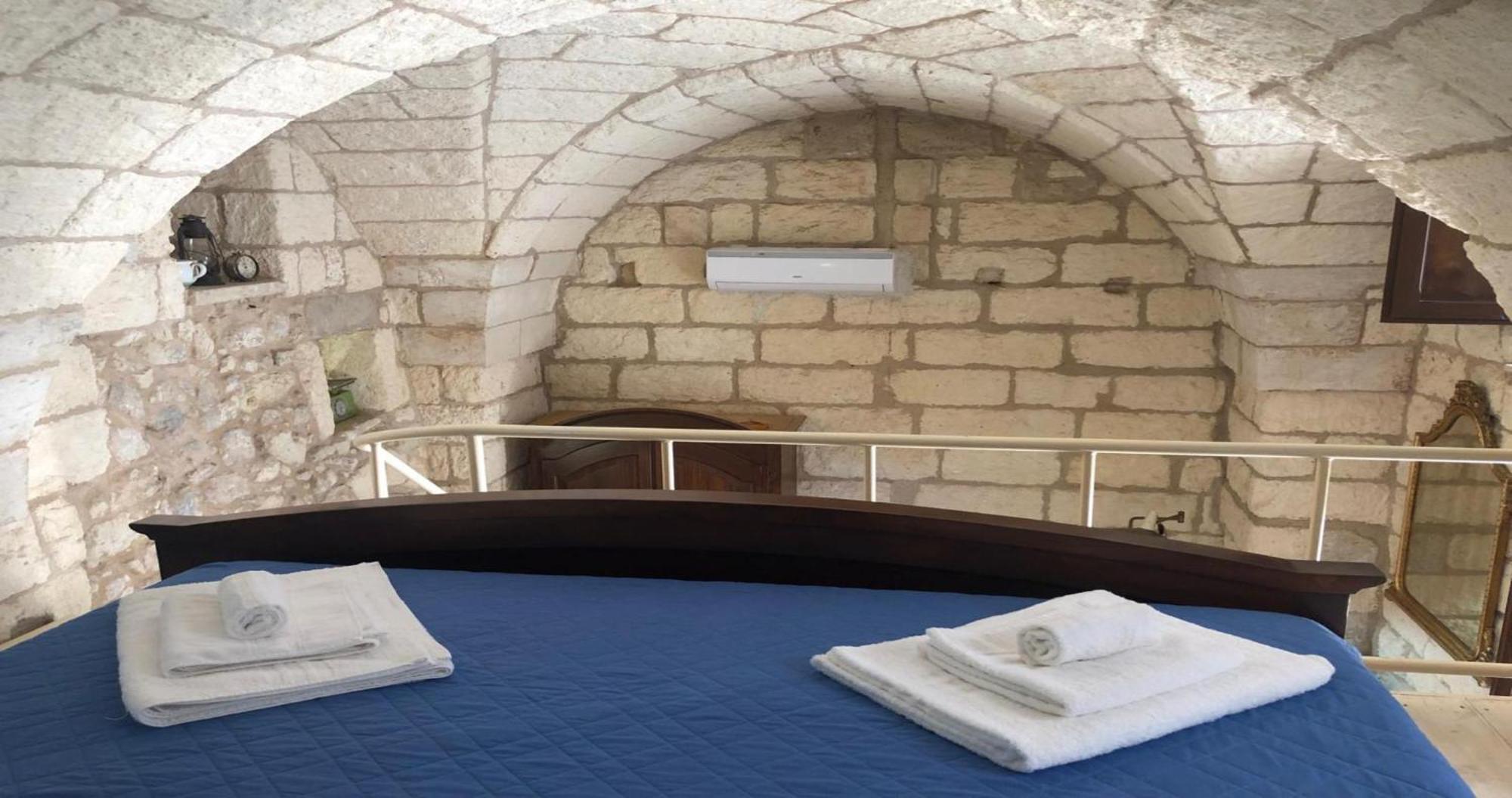 הוילה קרפיניאנו סלינטינו Odegos Monolocali Vico Sant'Antonio מראה חיצוני תמונה